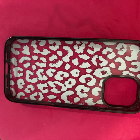 Casetify Black & Hot Pink Leopard Print iPhone 16 Plus Case - Picture 2 of 4